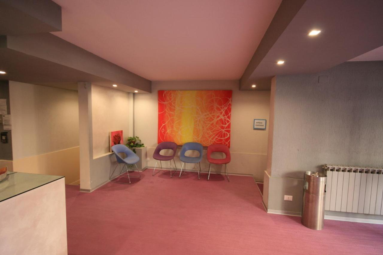 Casa Vacanze Cucciolo Rimini Bagian luar foto